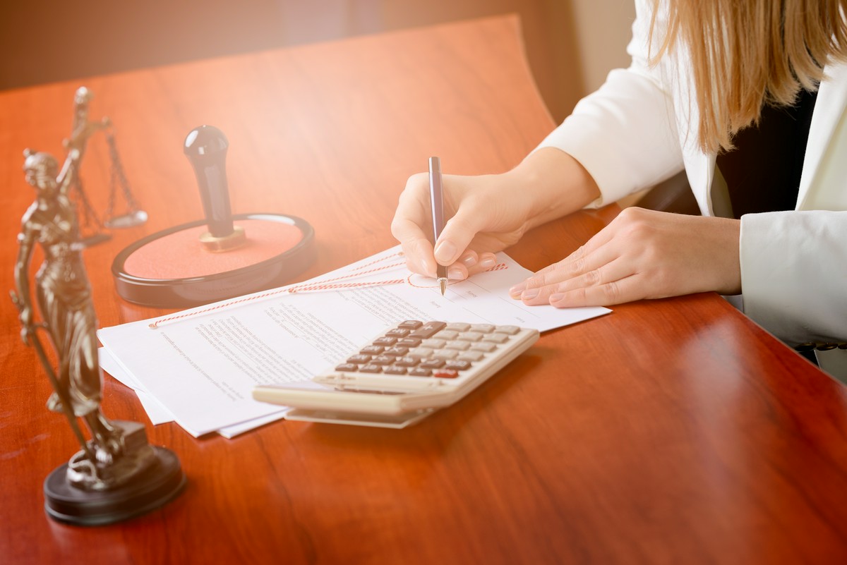 pomoc notariusza przy umowach spółek